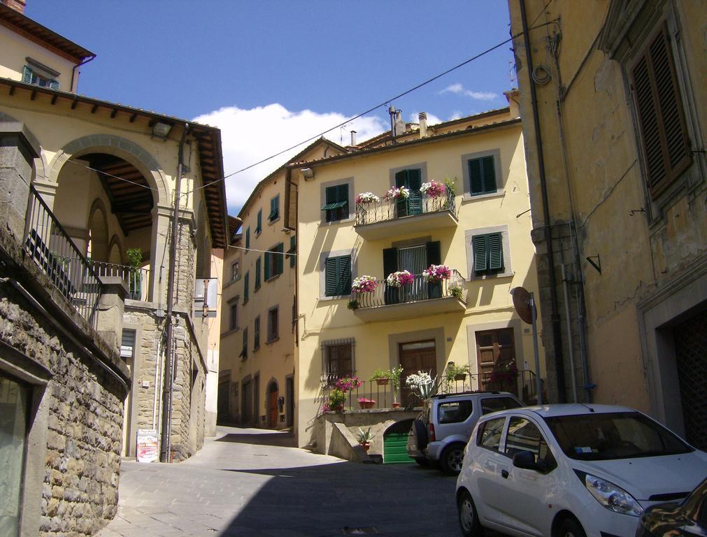 Apartamento Le Finestre Di San Michele Castiglion Fiorentino Habitación foto