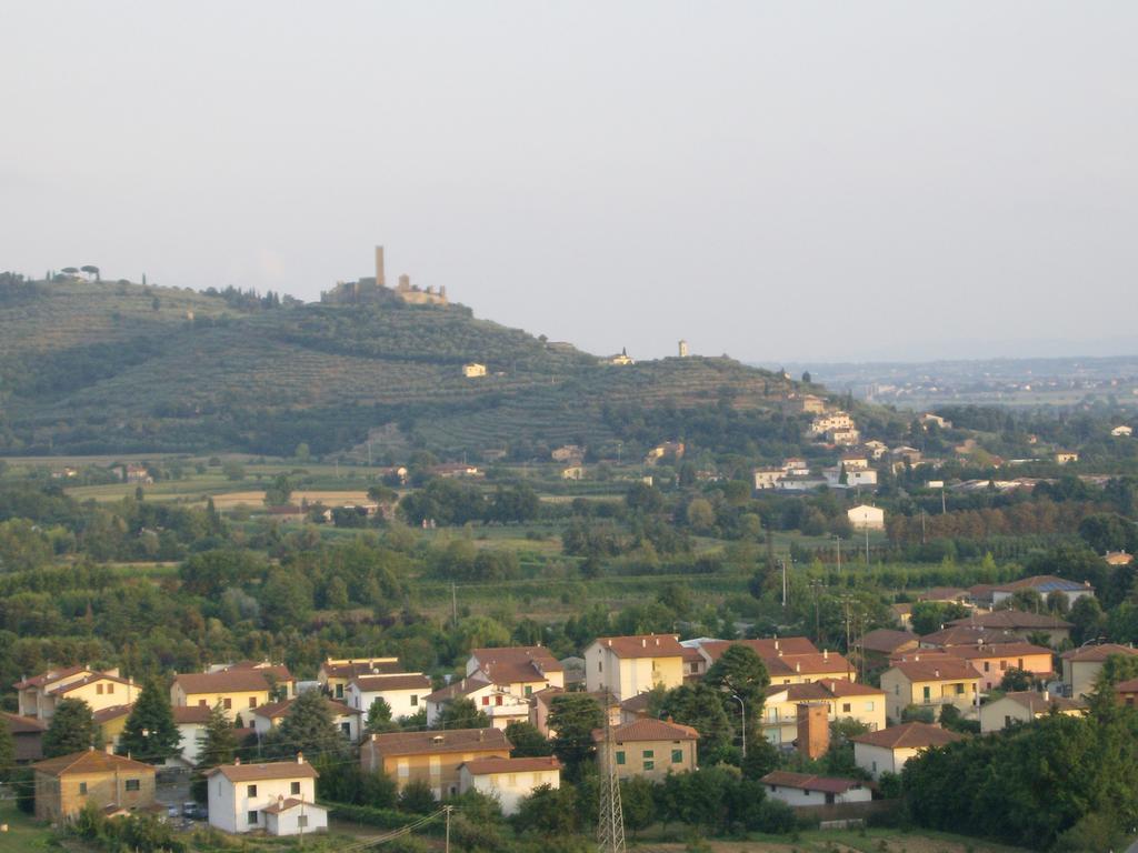 Apartamento Le Finestre Di San Michele Castiglion Fiorentino Exterior foto